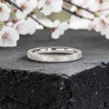 Órbita Corte 2mm stackable ring with hand-applied diagonal texture finish, minimalist women's stacking band